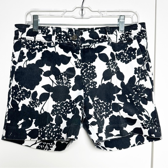 The Limited Black & White Print Tailored Shorts Size 6 Floral Pockets - Picture 2 of 7
